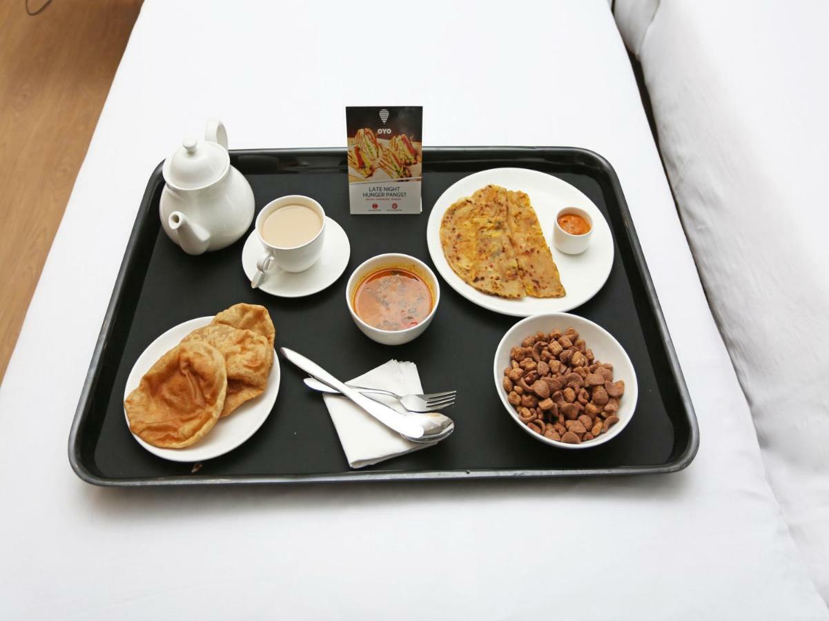 The Elite Royale Aparthotel Bangalore Buitenkant foto