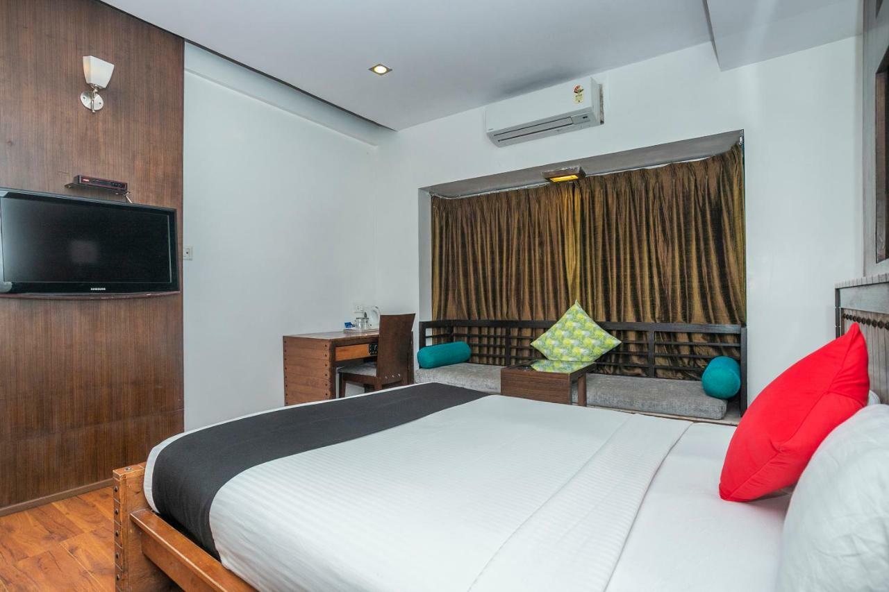 The Elite Royale Aparthotel Bangalore Buitenkant foto