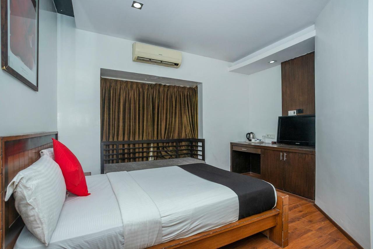 The Elite Royale Aparthotel Bangalore Buitenkant foto