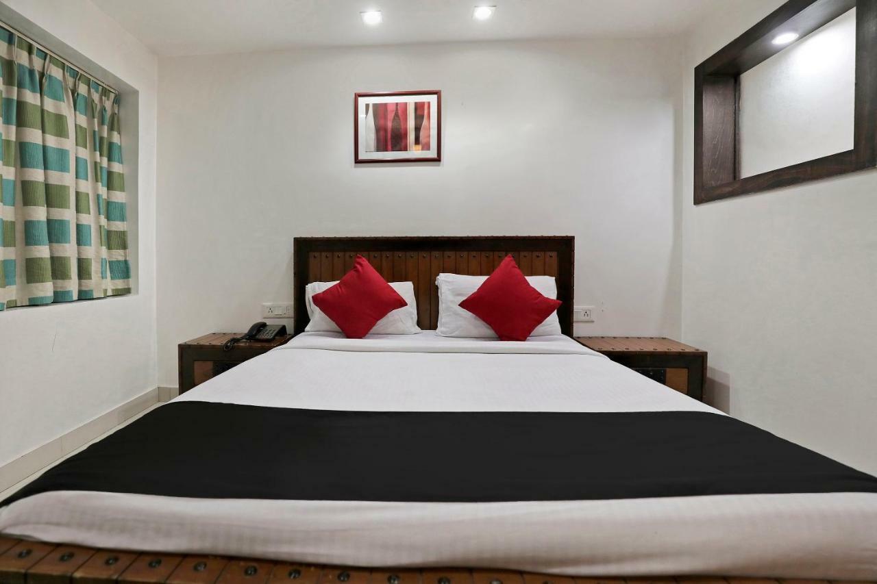 The Elite Royale Aparthotel Bangalore Buitenkant foto