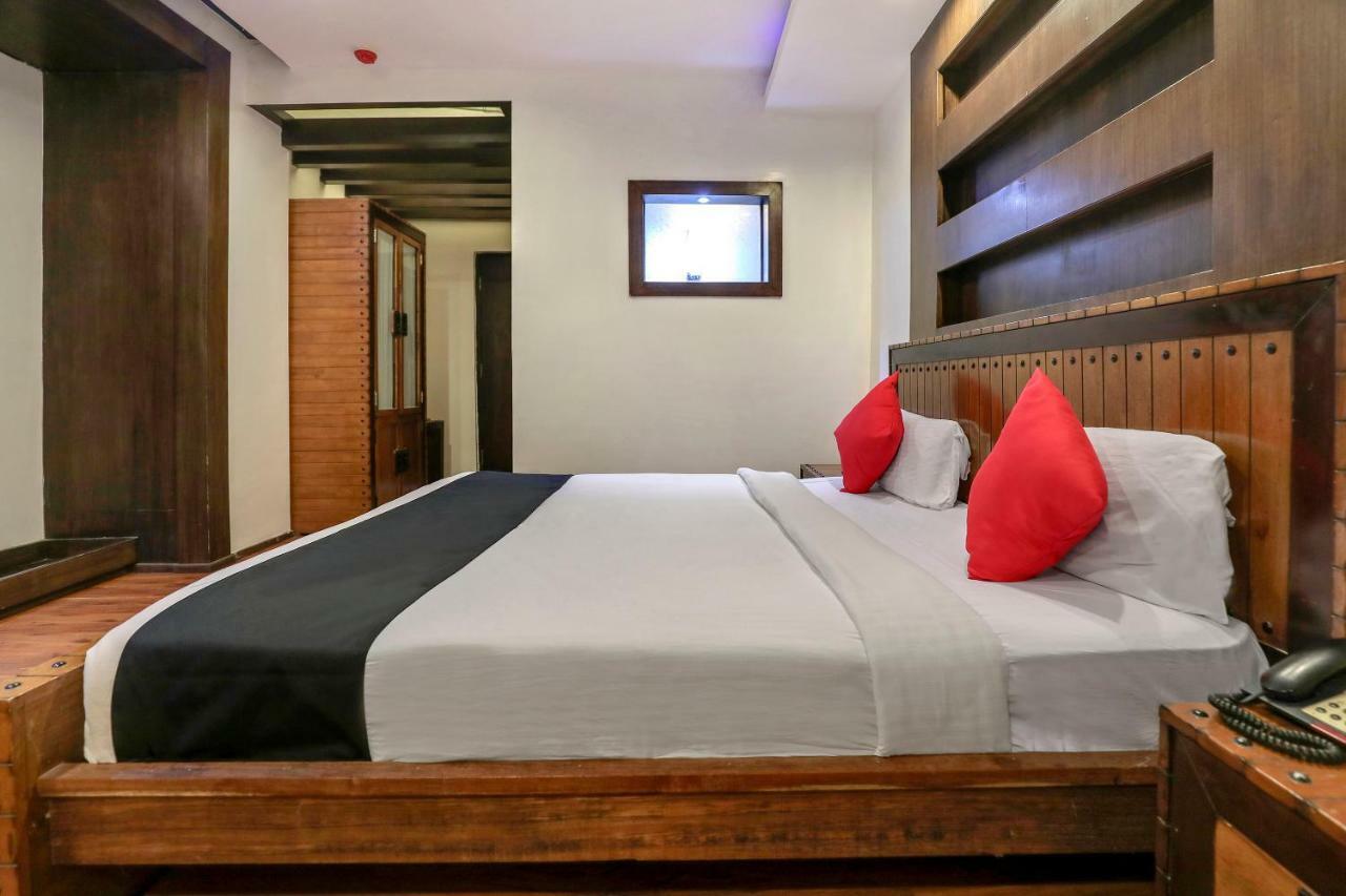 The Elite Royale Aparthotel Bangalore Buitenkant foto