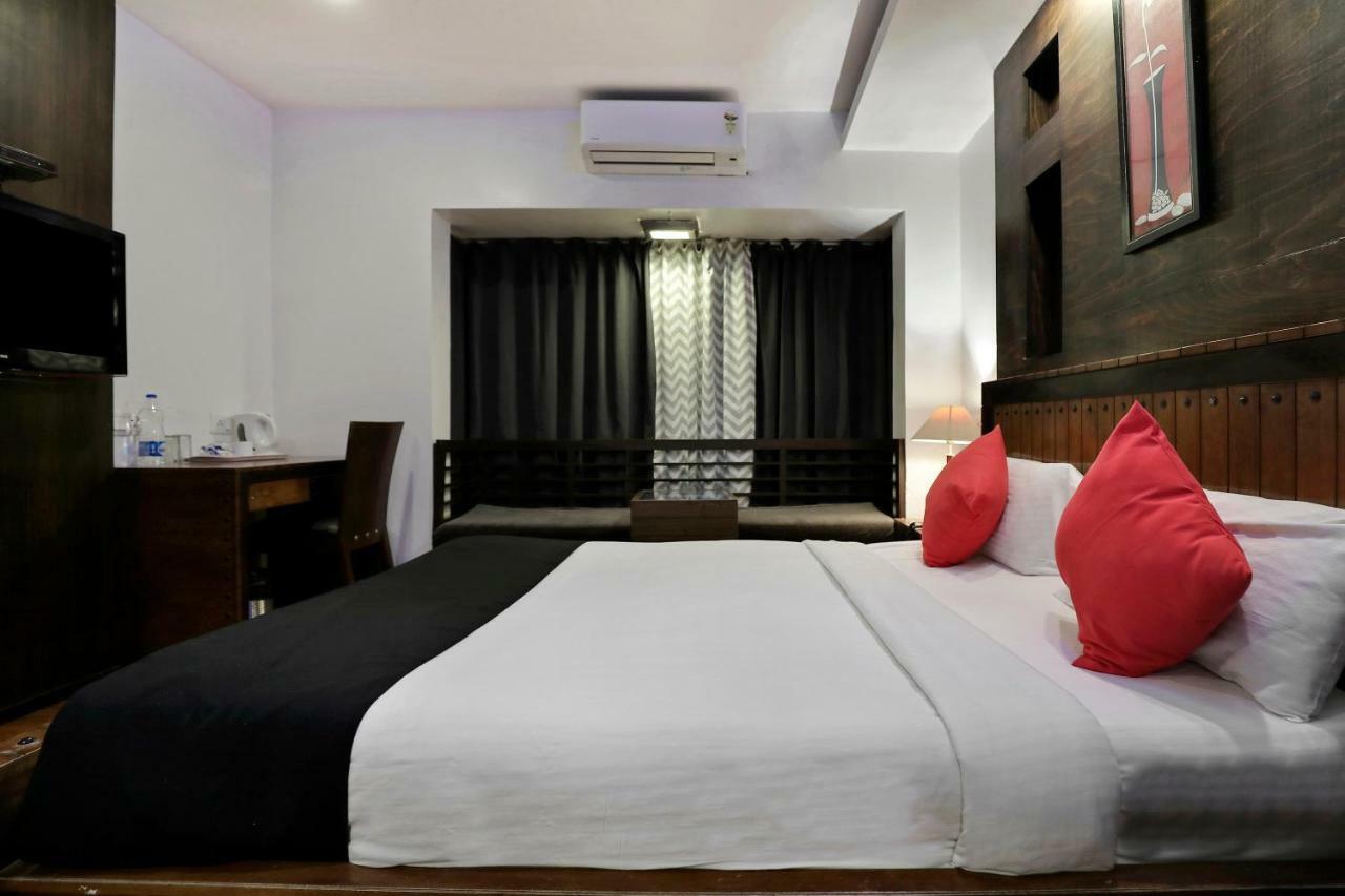 The Elite Royale Aparthotel Bangalore Buitenkant foto